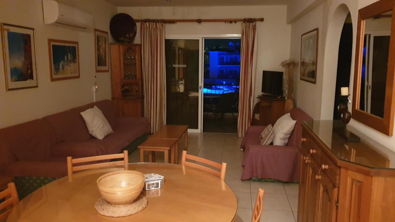 Sirena Sunrise Apartment 125 Paphos Exterior photo